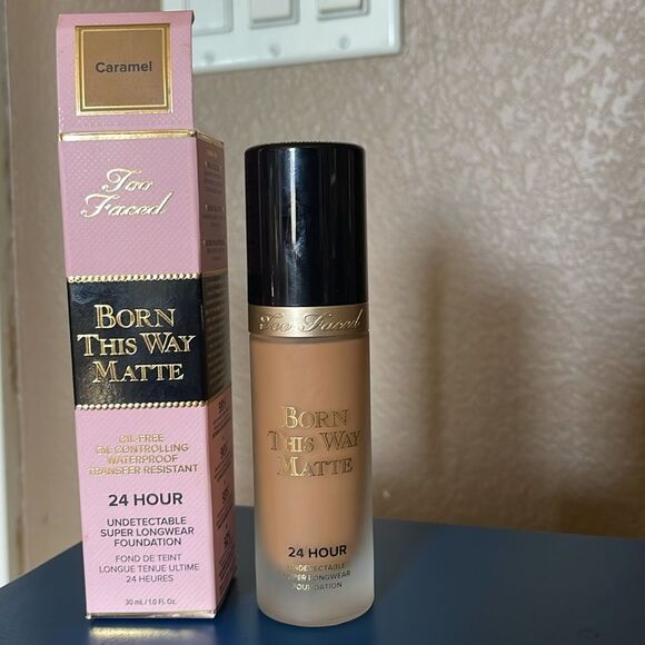 TooFaced Born This Way matte foundation caramel new in box - Picture 3 of 3